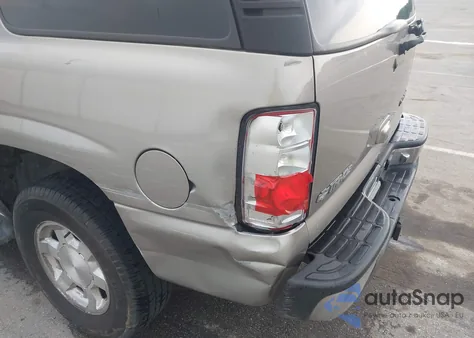 2001 Chevrolet Tahoe Lt from USA, damaged, VIN 1GNEC13T81J178816